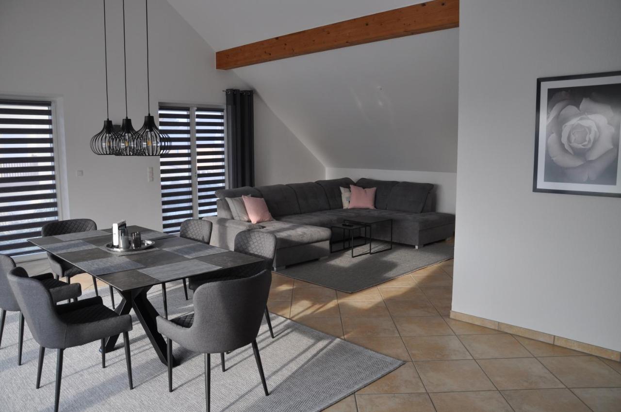 Schnurs Ferienwohnung Romerberg Exteriér fotografie