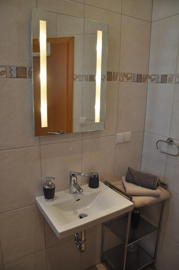 Schnurs Ferienwohnung Romerberg Exteriér fotografie